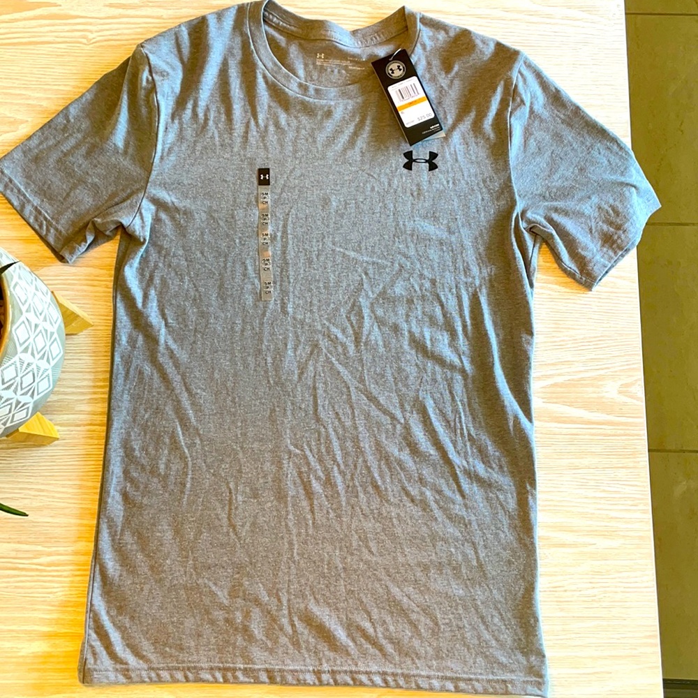 Under Armor T Shirt